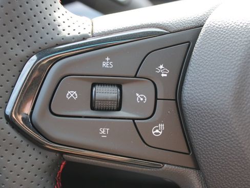 New 2026 Chevrolet Trax RS w/ Driver Confidence Package FWD image 36