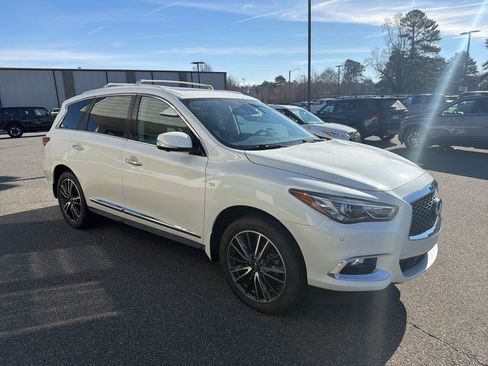Used 2020 INFINITI QX60 Signature Edition image 9