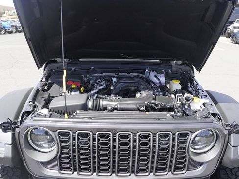 New 2026 Jeep Wrangler Unlimited Rubicon AWD/4WD image 29