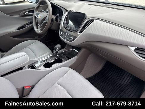 Used 2022 Chevrolet Malibu LT image 56