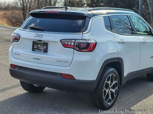 Used 2025 Jeep Compass Limited AWD/4WD image 6