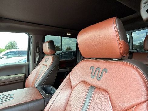 Used 2019 Ford F150 King Ranch w/ Equipment Group 601A Luxury AWD/4WD image 10