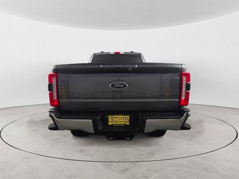 Certified 2025 Ford F350 Lariat w/ FX4 Off-Road Package image 4