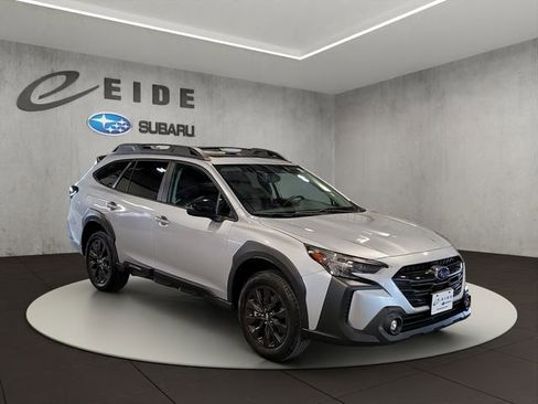 Used 2025 Subaru Outback Onyx Edition AWD/4WD image 1