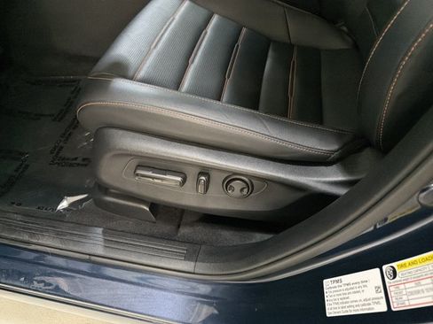 Used 2024 Honda CR-V Sport Touring image 17
