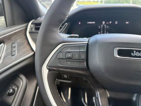 New 2026 Jeep Grand Cherokee L Limited AWD/4WD image 15
