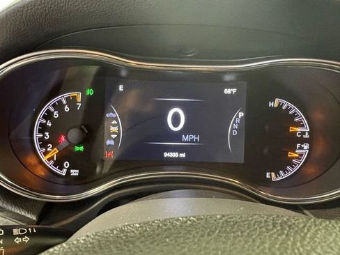 Certified 2018 Jeep Grand Cherokee Altitude AWD/4WD image 28