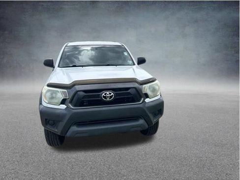 Used 2013 Toyota Tacoma PreRunner w/ Convenience Pkg RWD image 5