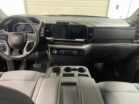 Used 2023 Chevrolet Silverado 1500 LT AWD/4WD image 13
