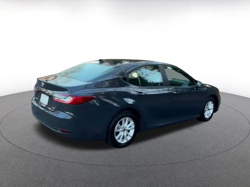 Used 2025 Toyota Camry LE image 14