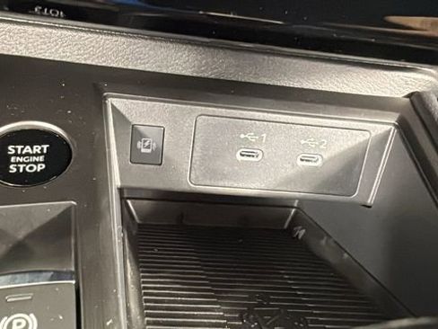 New 2026 Nissan Kicks SR w/ Cold Weather Package image 28