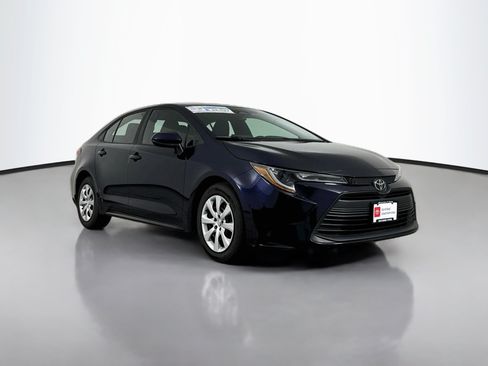 Certified 2023 Toyota Corolla LE FWD image 1