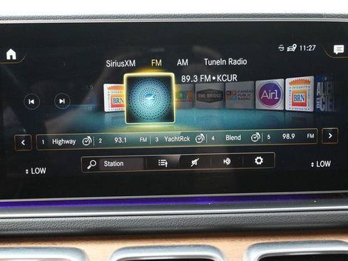 Used 2021 Mercedes-Benz GLS 580 4MATIC image 21