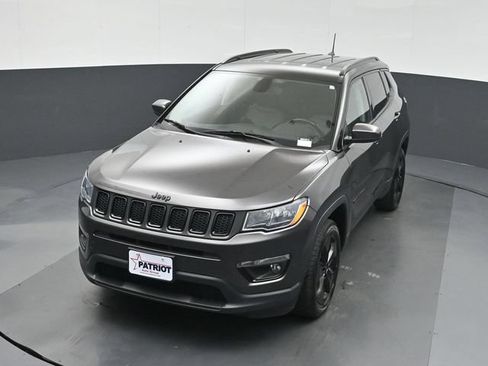 Used 2020 Jeep Compass Latitude AWD/4WD image 43