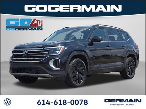 Certified 2024 Volkswagen Atlas SE AWD/4WD image 1