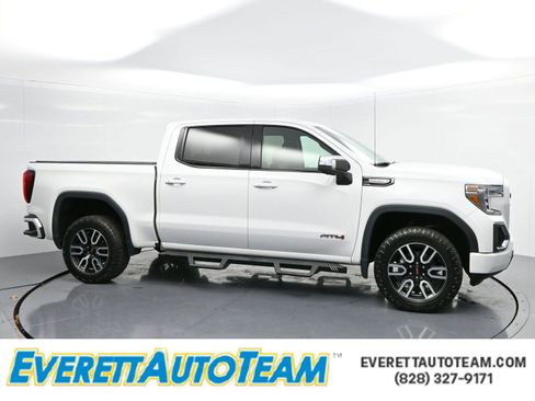 Used 2019 GMC Sierra 1500 AT4 w/ AT4 Premium Package image 1