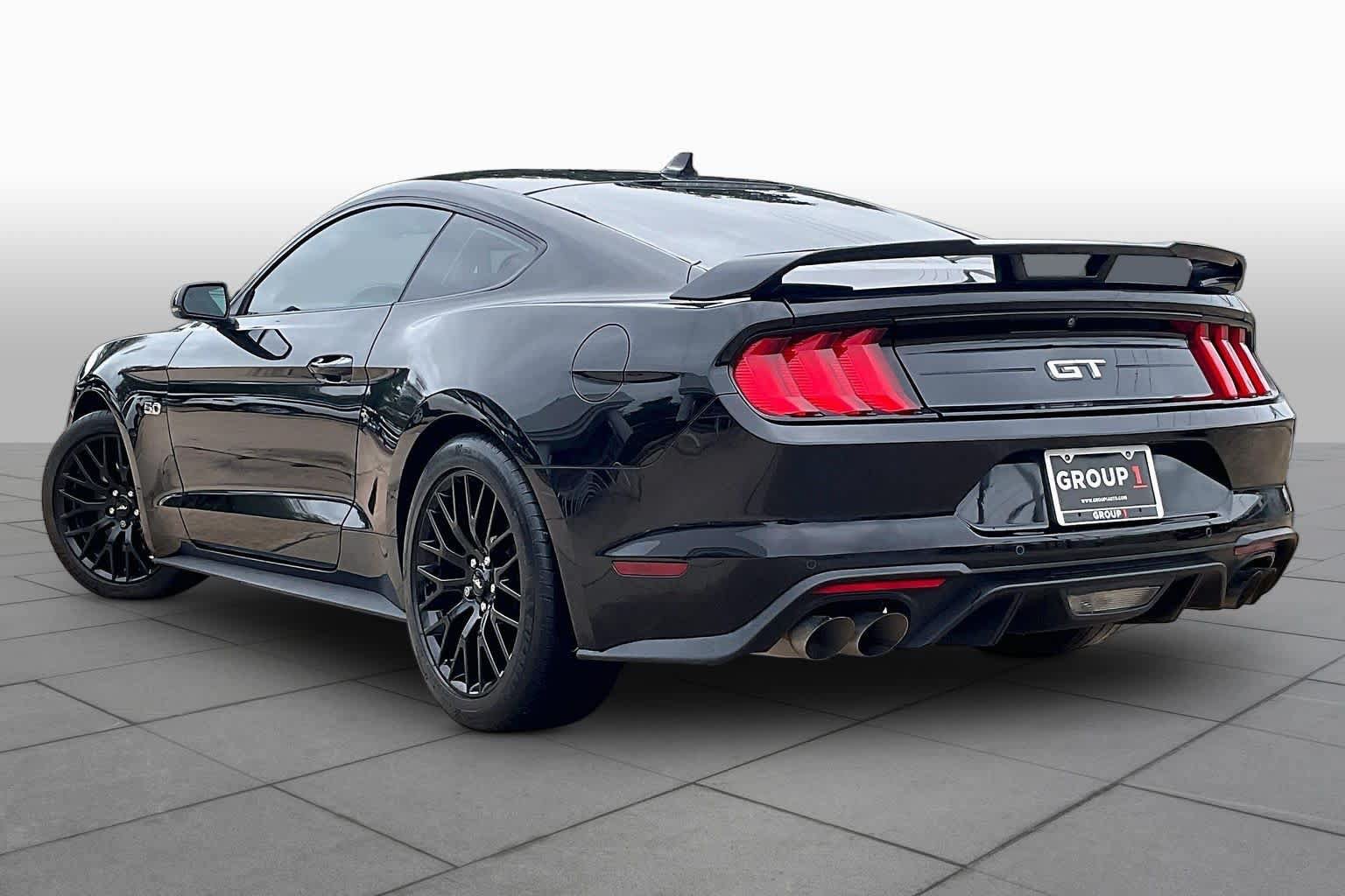 Used 2020 Ford Mustang GT Premium w/ GT Performance Package RWD image 12