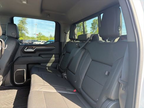Used 2022 Chevrolet Silverado 1500 RST w/ All Star Edition Plus AWD/4WD image 9