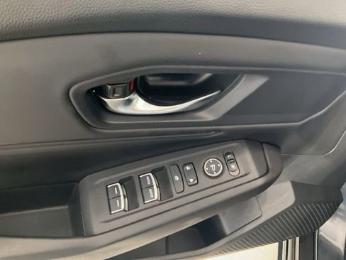Certified 2023 Honda Accord EX image 5