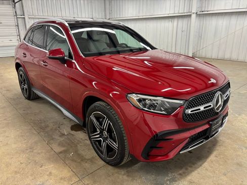 New 2026 Mercedes-Benz GLC 300 image 2