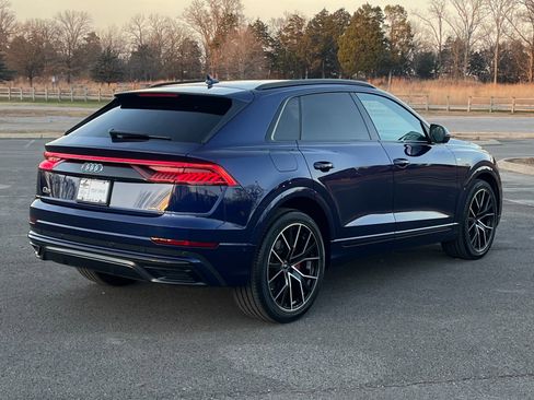 Used 2023 Audi Q8 Prestige image 3