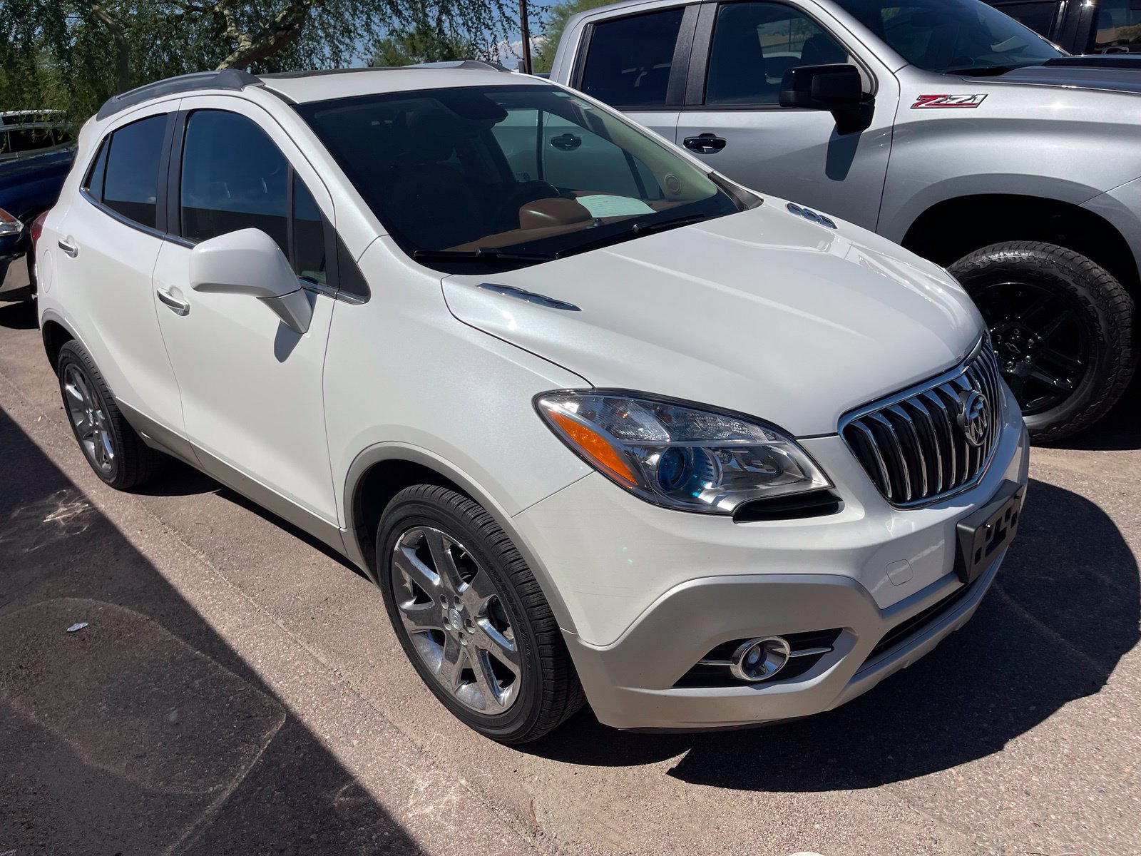 Used 2013 Buick Encore Leather FWD image 3