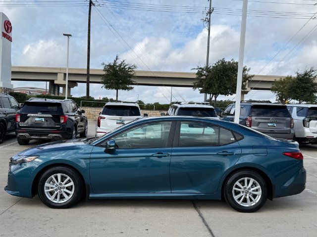 Used 2026 Toyota Camry LE w/ Convenience Package FWD image 10