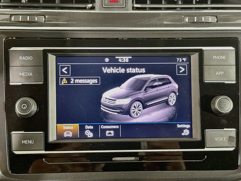 Used 2022 Volkswagen Tiguan S FWD image 19