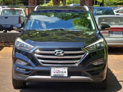 Used 2016 Hyundai Tucson Limited AWD/4WD image 9