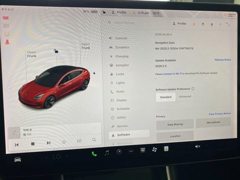 Used 2018 Tesla Model 3 Long Range image 14