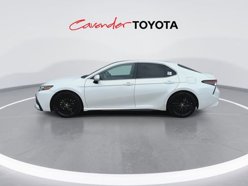Certified 2021 Toyota Camry XSE FWD image 5