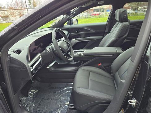 New 2026 Cadillac Lyriq Premium Sport image 20