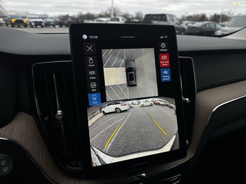 New 2026 Volvo XC60 B5 Ultra w/ Protection Package Premier image 15