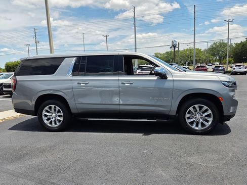 Certified 2023 Chevrolet Suburban Premier RWD image 8