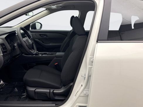 Used 2026 Nissan Rogue S image 11