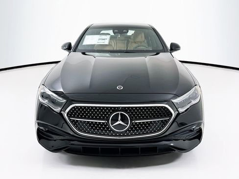 New 2026 Mercedes-Benz E 450 4MATIC Sedan image 2