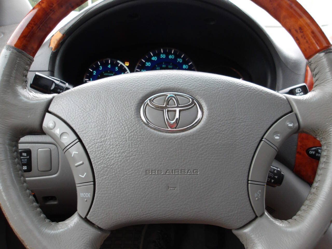 Used 2008 Toyota Sienna XLE Limited w/ XLE Limited Pkg 1 FWD image 13