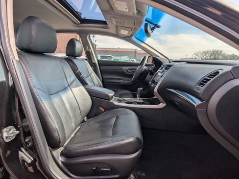 Used 2015 Nissan Altima 2.5 SL w/ Technology Package FWD image 16