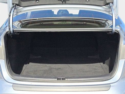 Used 2020 Toyota Corolla XLE w/ Carpet Mat Package (TMS) image 14