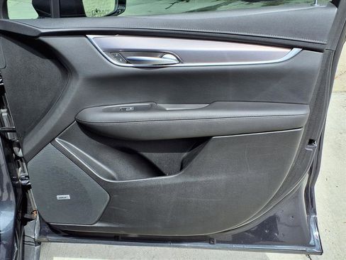 Certified 2023 Cadillac XT5 Luxury image 11