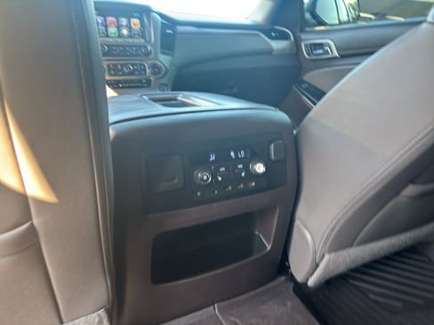 Used 2019 GMC Yukon Denali w/ Denali Ultimate Package RWD image 16
