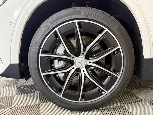 New 2026 Mercedes-Benz GLA 35 AMG 4MATIC image 9