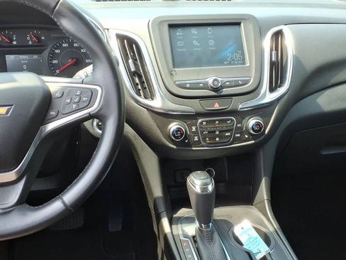 Used 2018 Chevrolet Equinox LT FWD image 6
