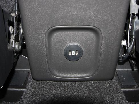 Used 2025 Ford Escape ST-Line w/ Equipment Group 301A FWD image 27