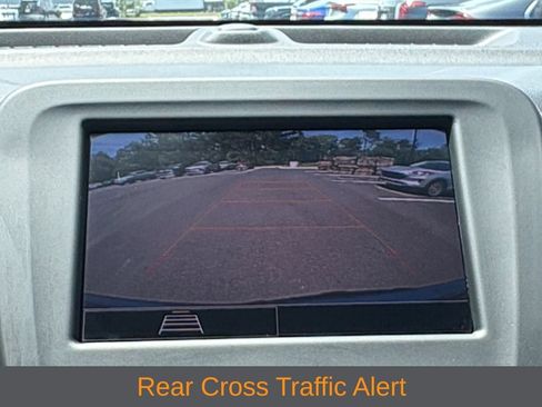 Used 2023 Chevrolet Equinox LT FWD image 15