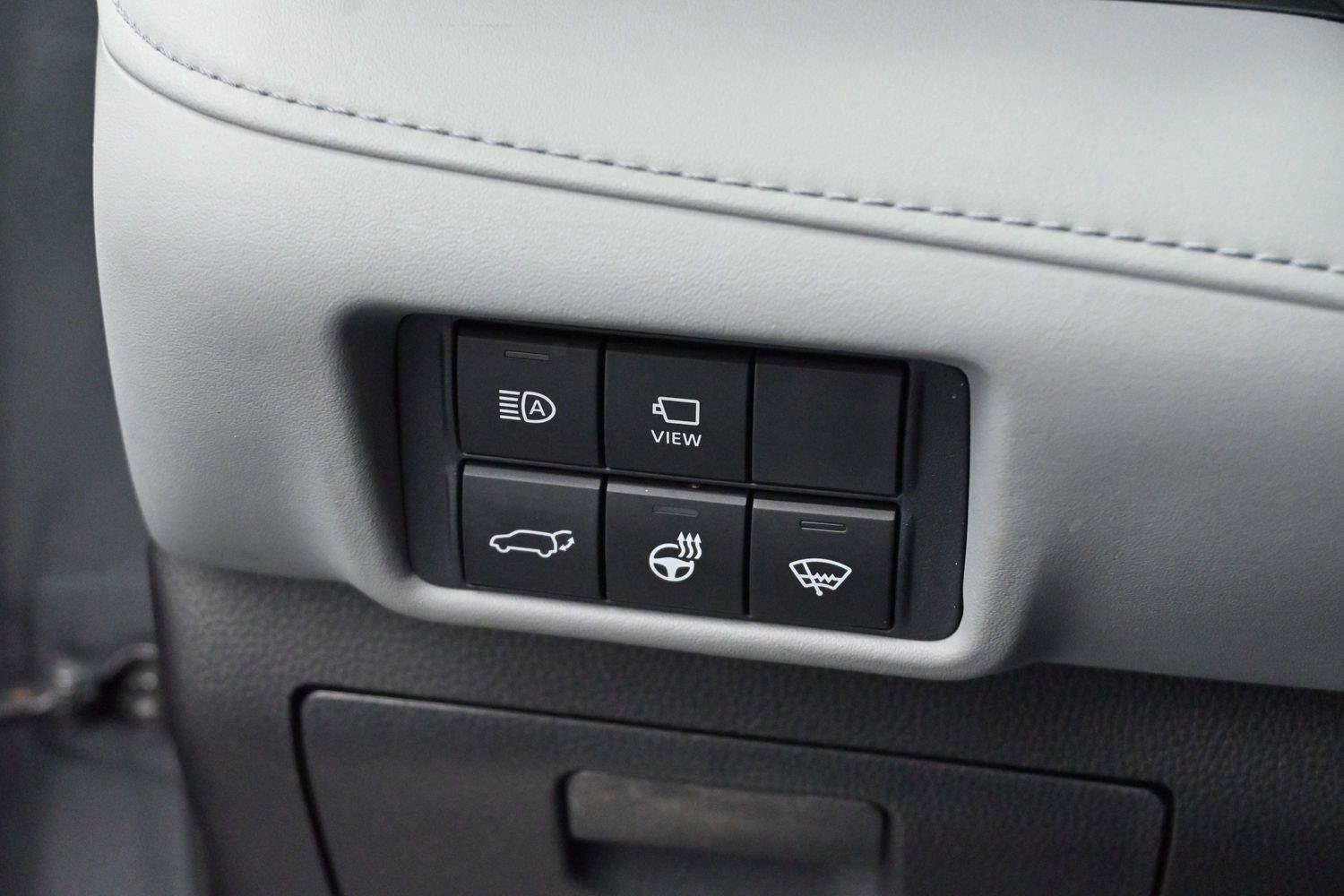 Used 2021 Toyota Highlander Limited AWD/4WD image 28
