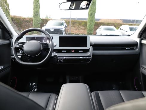 Used 2023 Hyundai Ioniq 5 SEL image 16