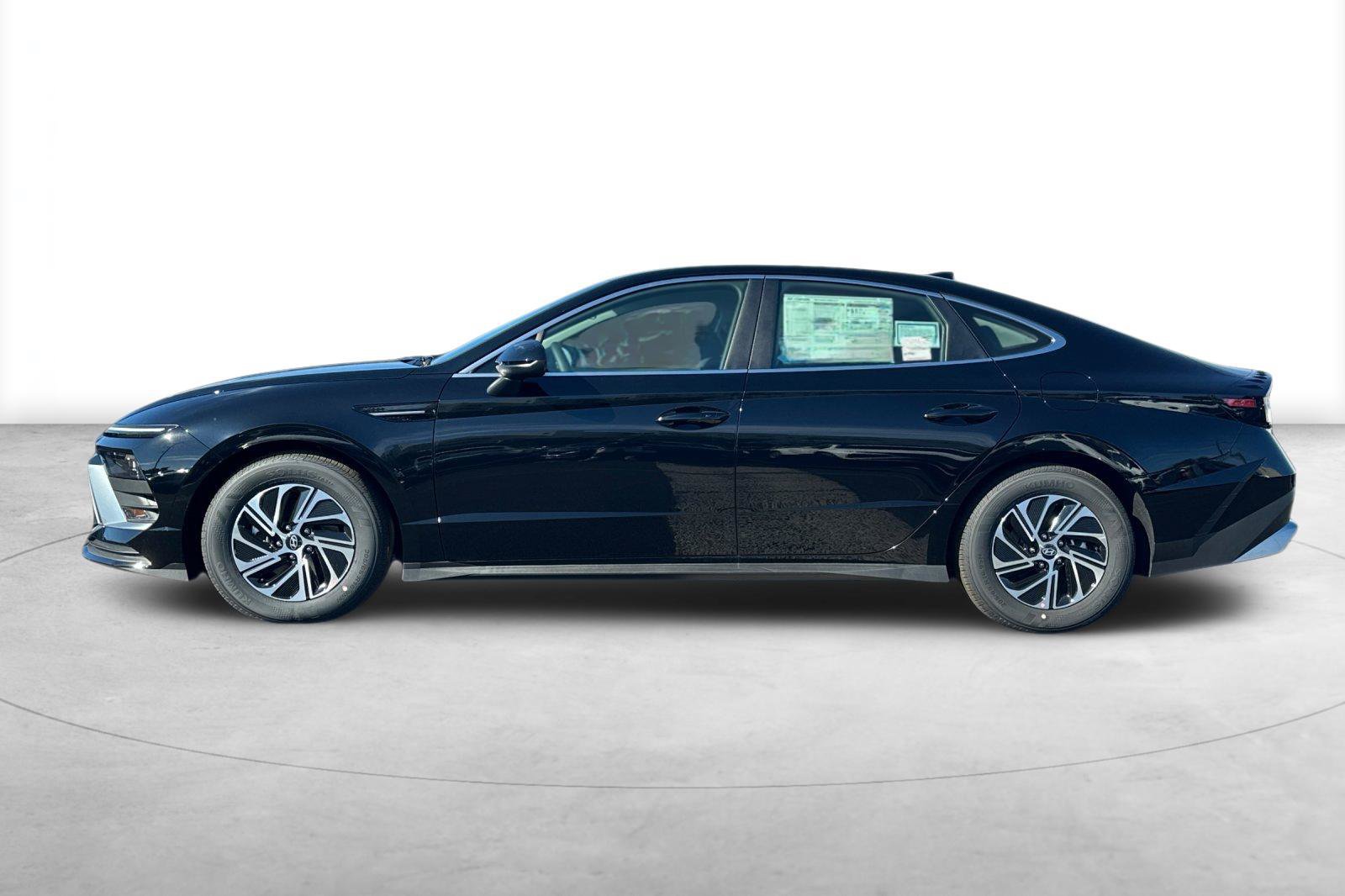 New 2026 Hyundai Sonata Blue FWD image 3