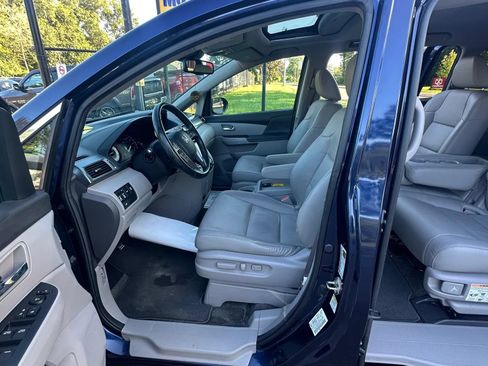 Used 2014 Honda Odyssey EX-L image 24