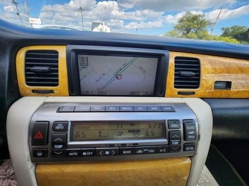 Used 2004 Lexus SC 430 Convertible image 17